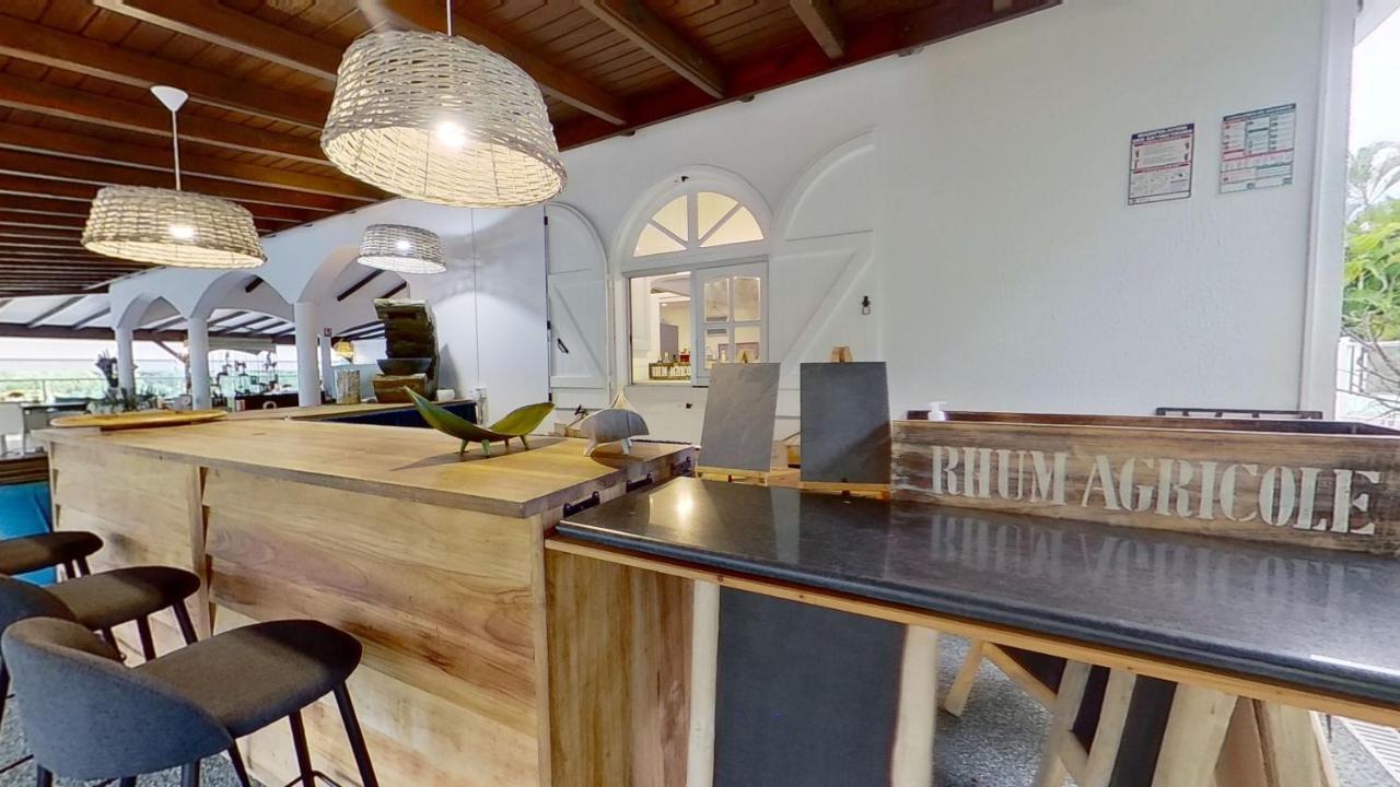 Green Lord Domaine - Lodges Piscine & Spa - Bar & Lounge - Restaurant Gastronomique Lamentin Екстер'єр фото